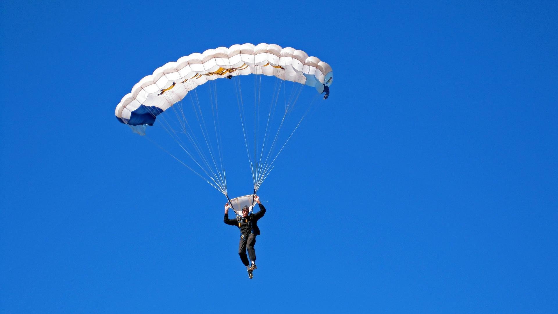 霍勒迪进攻端无人可挡，辽宁队轻取浙江队